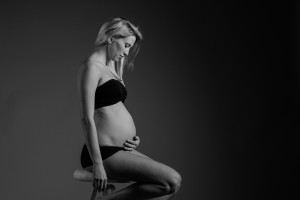 Wendy pregnant (credit Bio-Oil & Karin Schermbrucker)