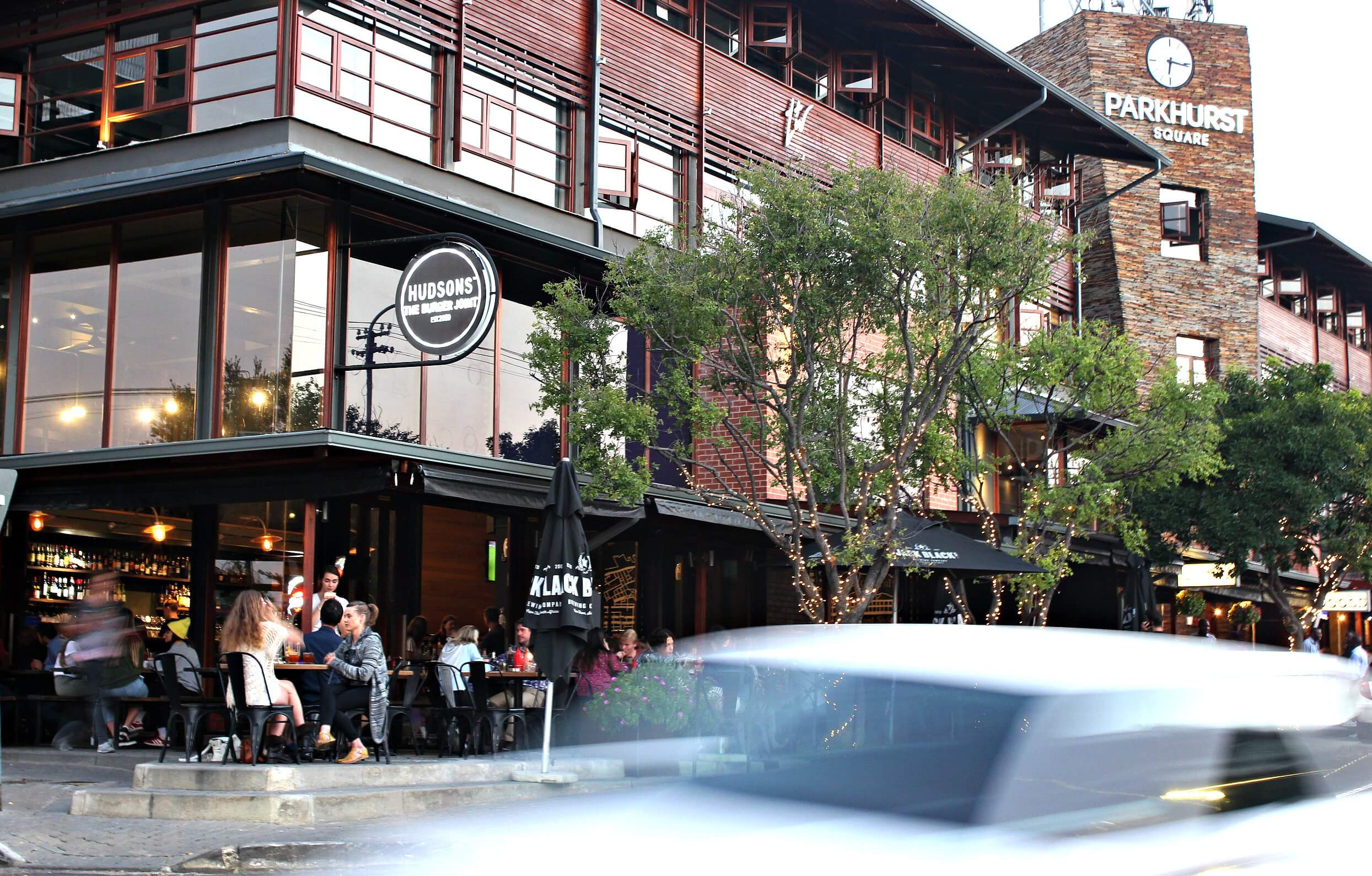 Hudsons-Parkhurst-Streetview